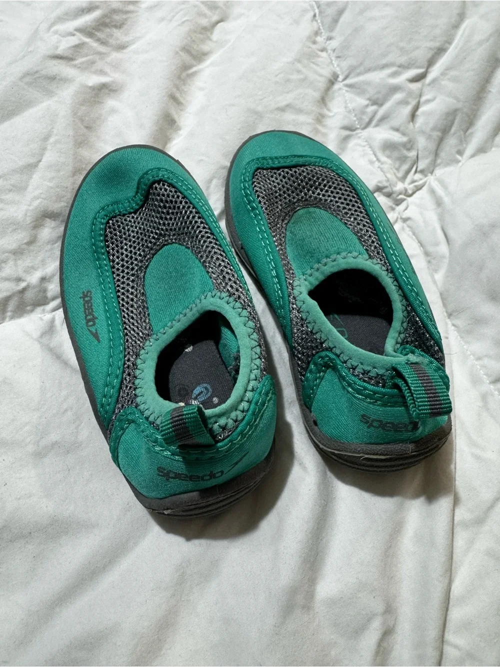 Speedo Kids Green and Gray Water Shoes - Slip-On Swim Shoes M 7/8